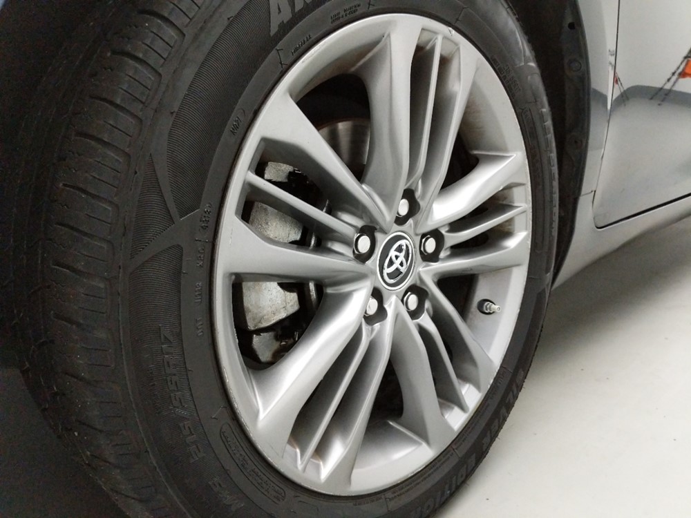 2015 Toyota Camry - Wheel