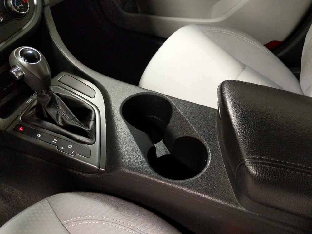2013 Kia Optima - Center Console/Cup Holders