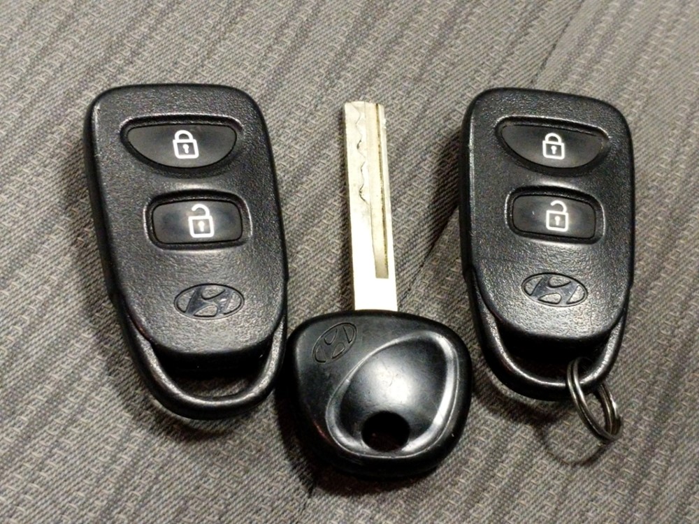 2017 Hyundai Accent - Keys