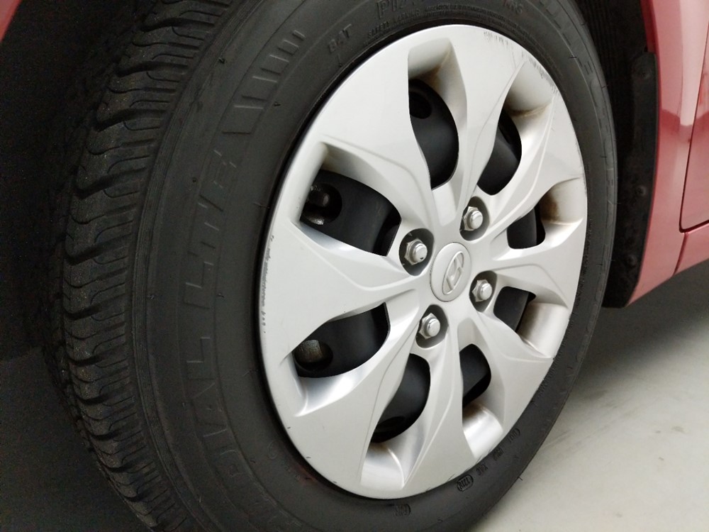2017 Hyundai Accent - Wheel