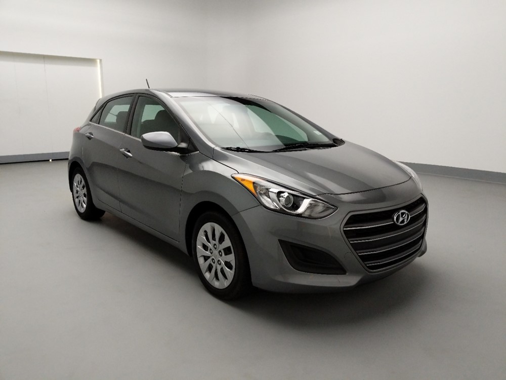 2017 Hyundai Elantra - Passenger Front Bumper