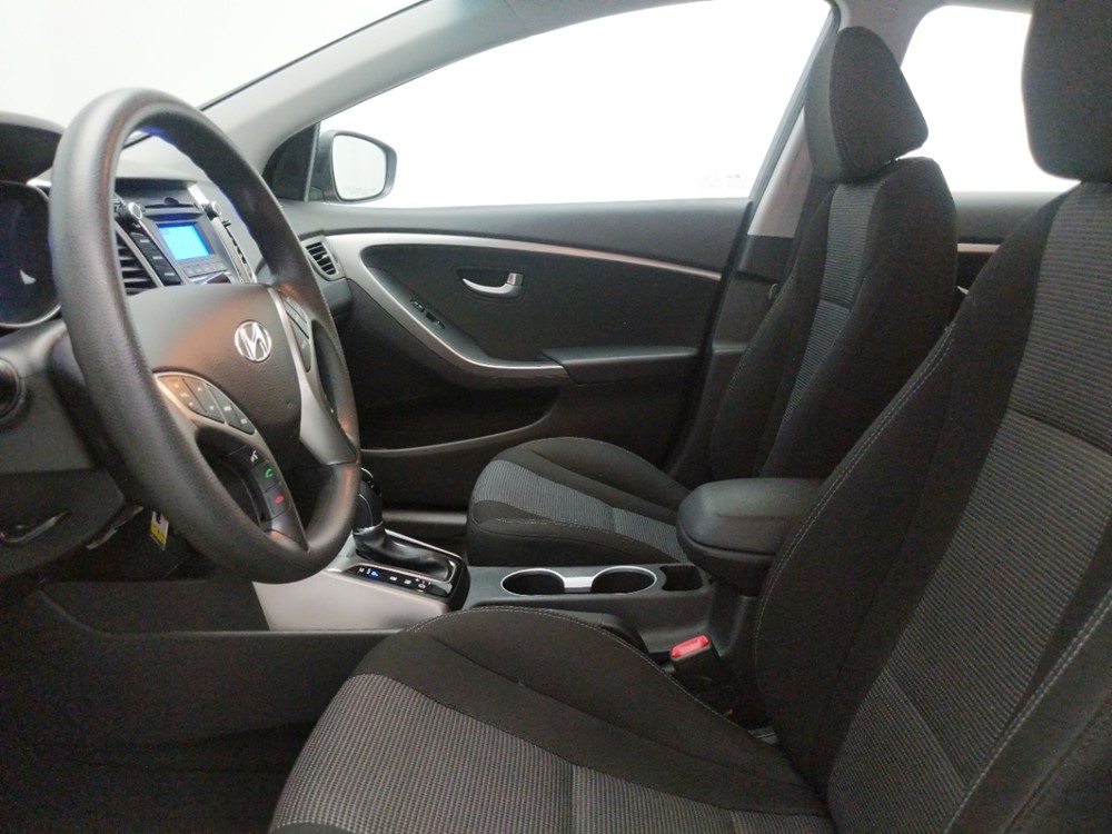2017 Hyundai Elantra - Driver Front Seat
