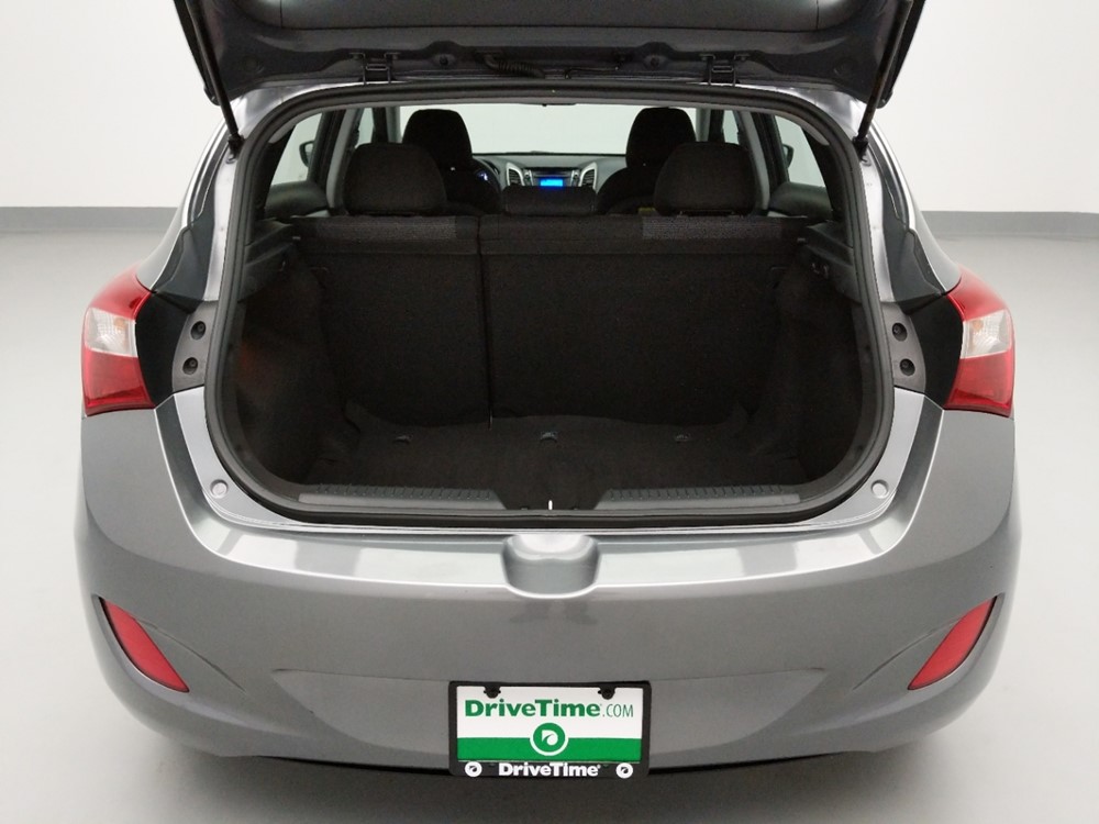 2017 Hyundai Elantra - Trunk