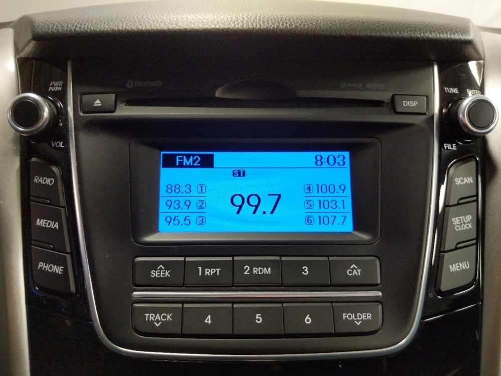 2017 Hyundai Elantra - Stereo Package