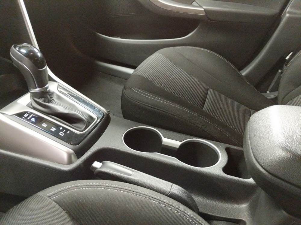 2017 Hyundai Elantra - Center Console/Cup Holders