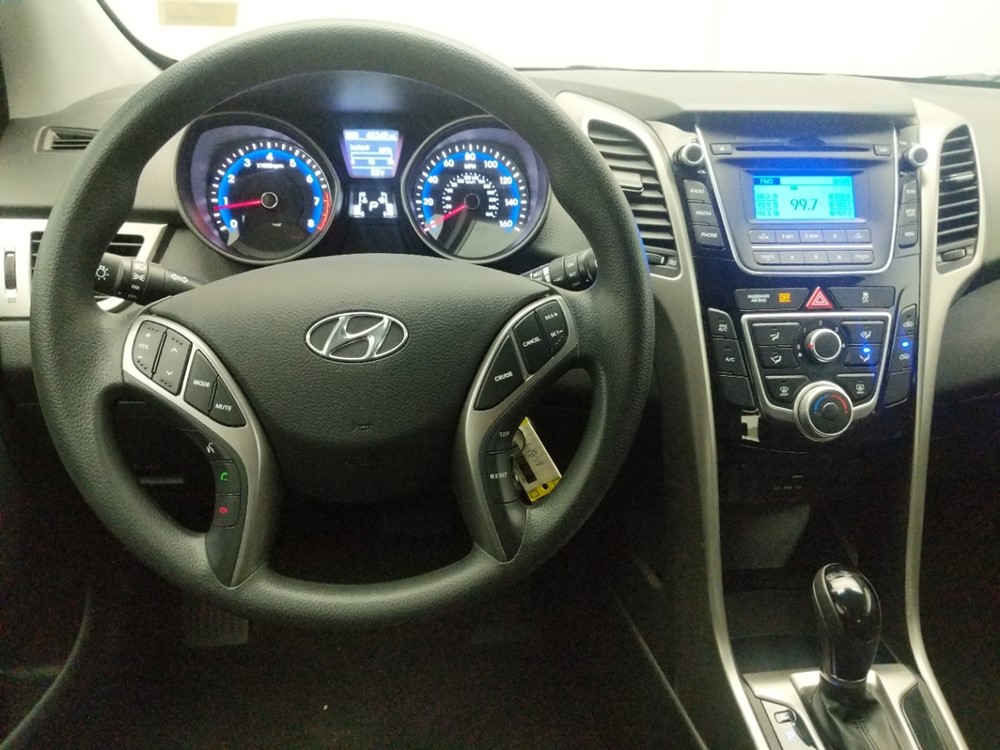 2017 Hyundai Elantra - Driver Dash