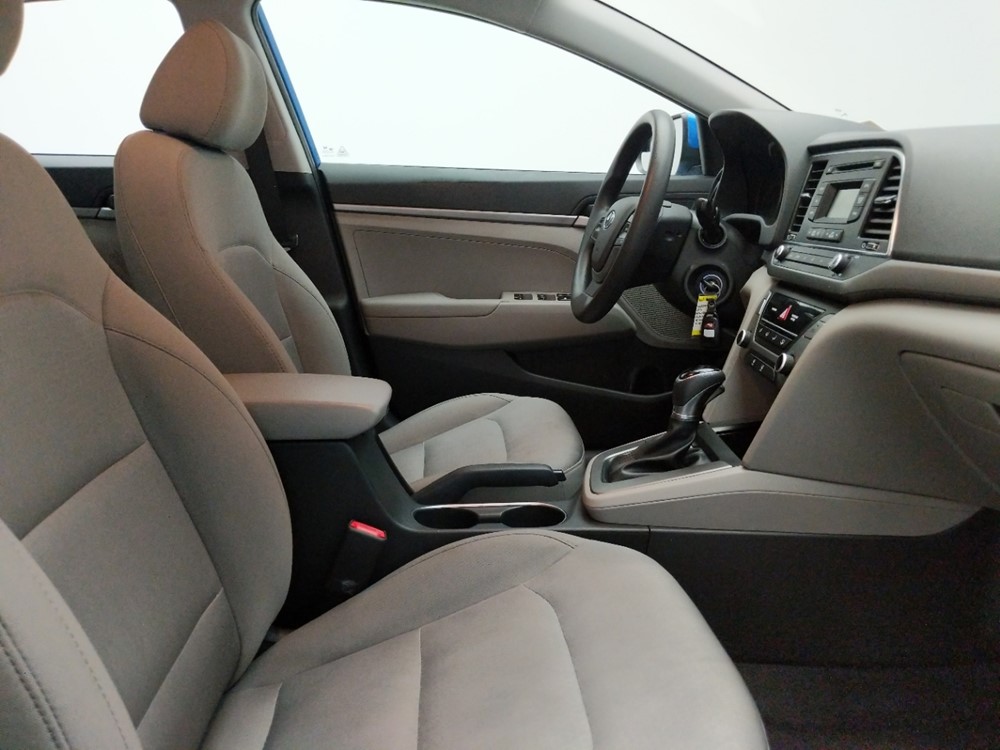 2017 Hyundai Elantra - Passenger Front Seat