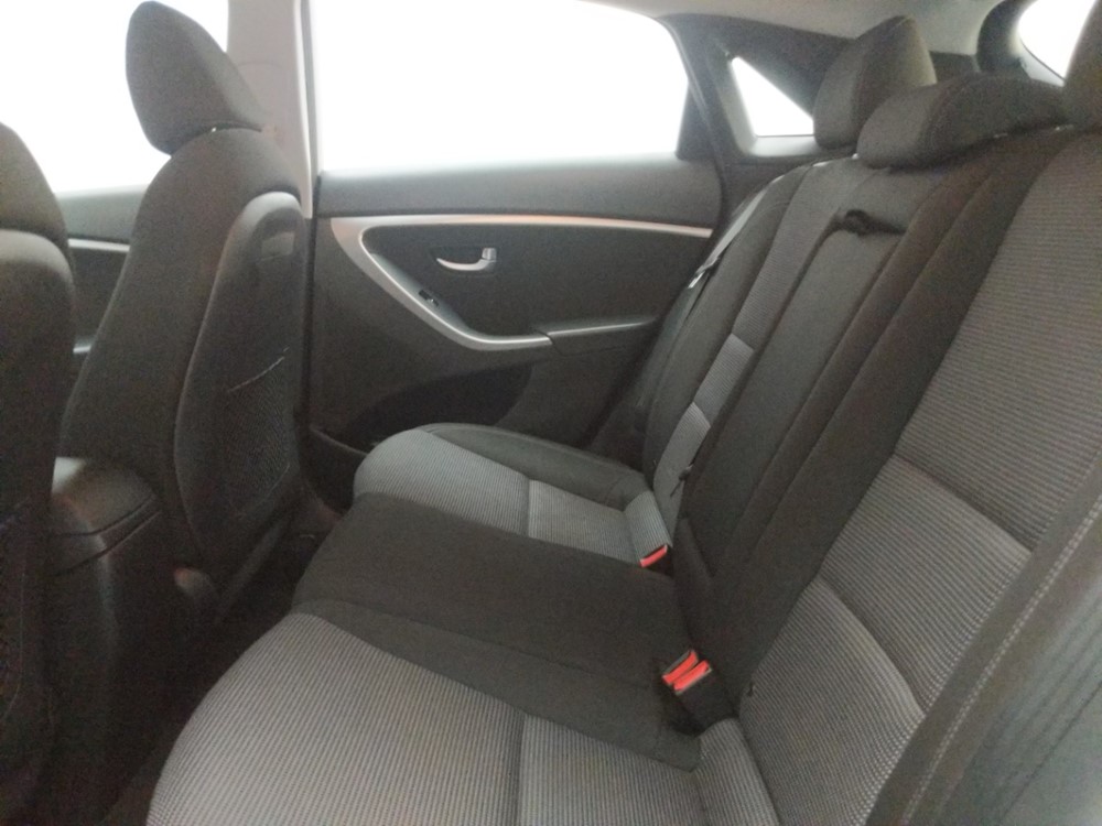 2017 Hyundai Elantra - Driver Rear Seat