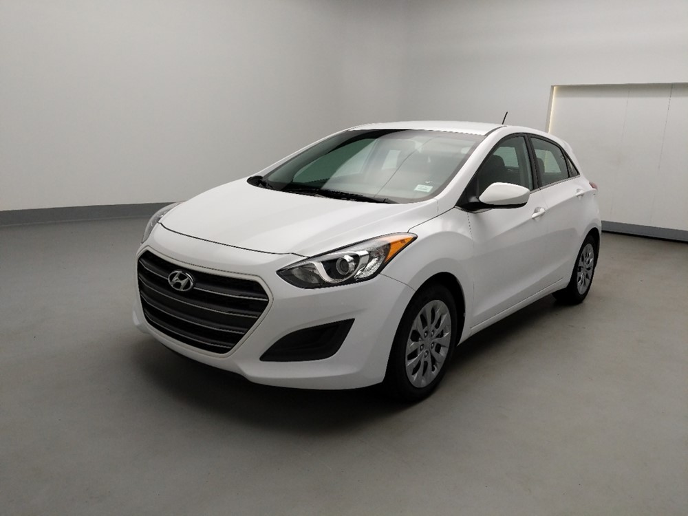2017 Hyundai Elantra - Driver Front Bumper