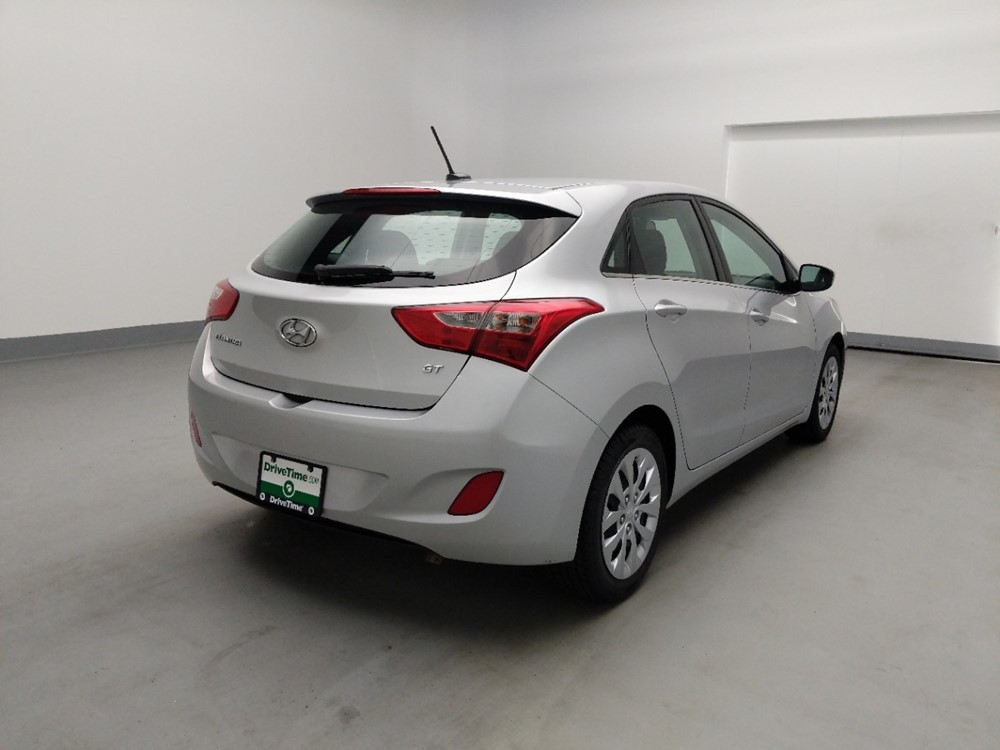 2017 Hyundai Elantra - Passenger Rear Bumper