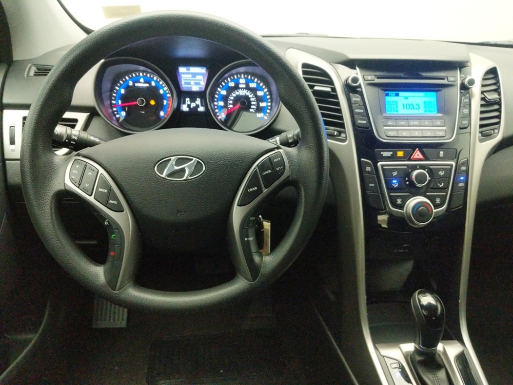 2017 Hyundai Elantra - Driver Dash