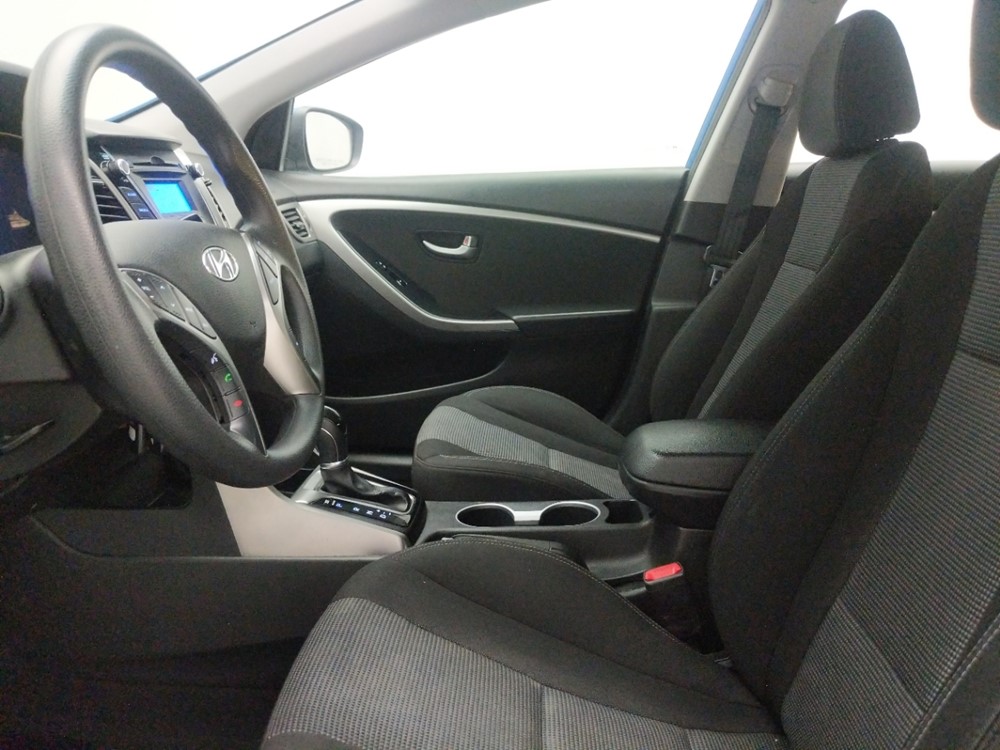 2017 Hyundai Elantra - Driver Front Seat