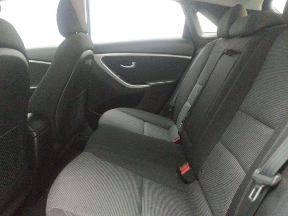 2017 Hyundai Elantra - Driver Rear Seat