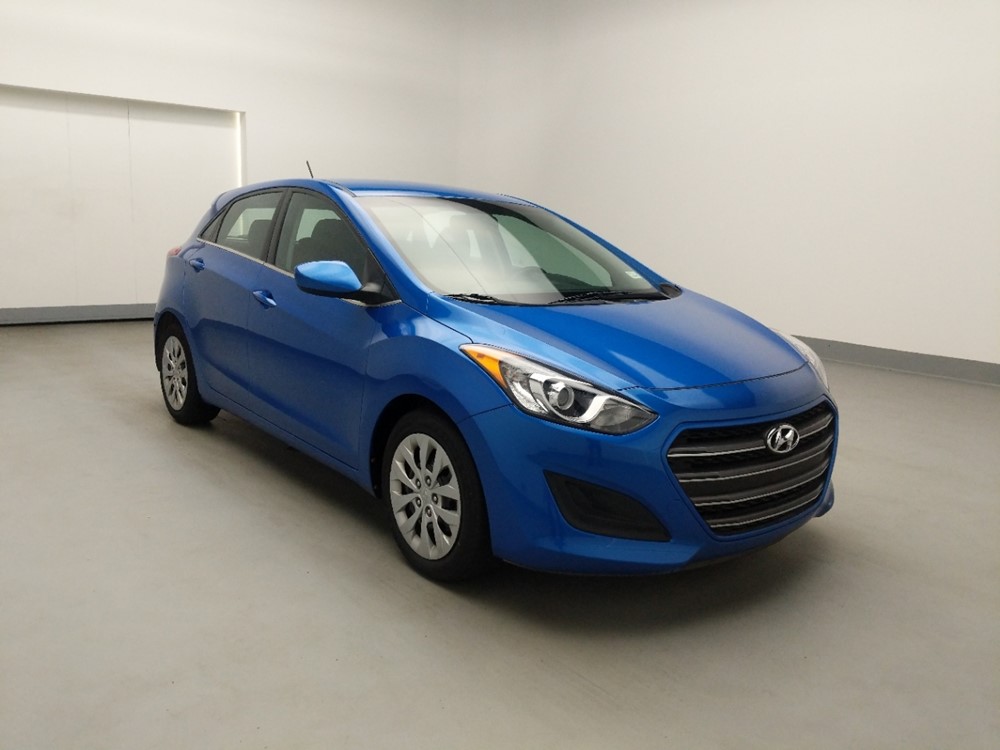 2017 Hyundai Elantra - Passenger Front Bumper