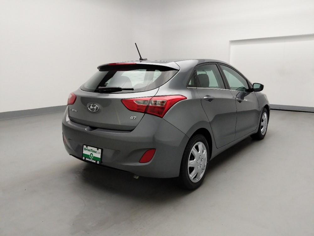 2017 Hyundai Elantra - Passenger Rear Bumper