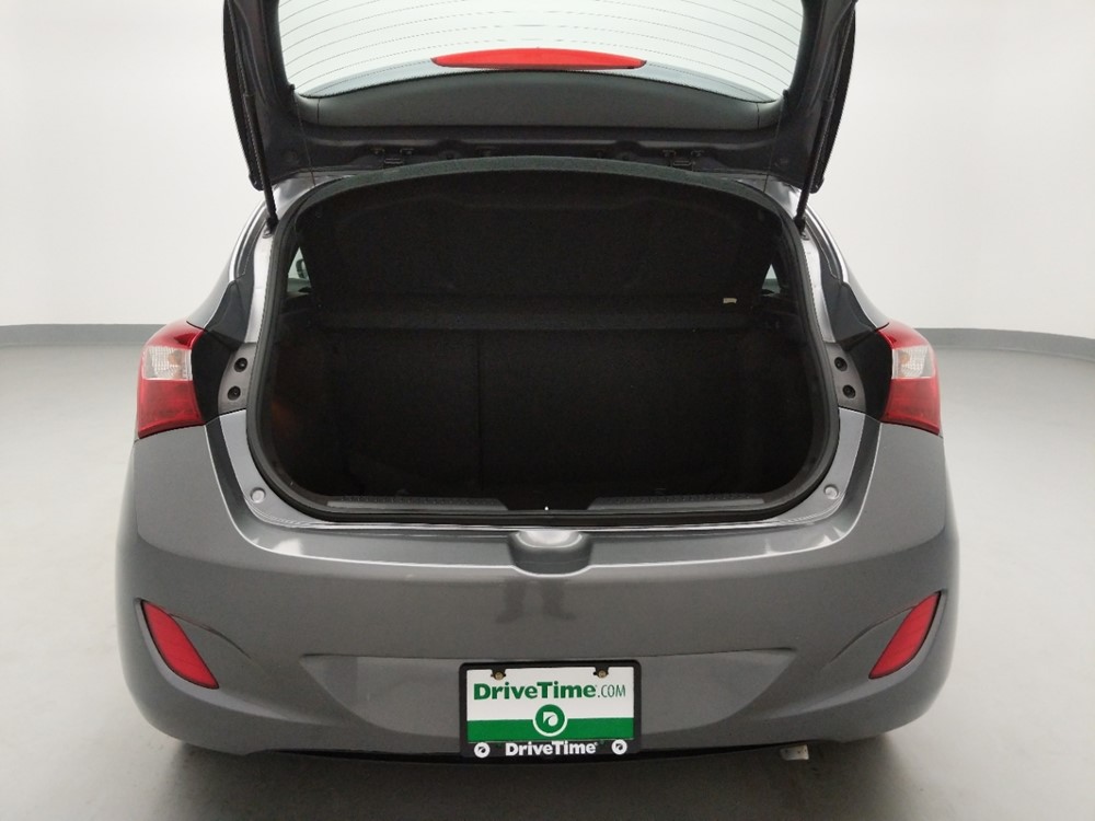 2017 Hyundai Elantra - Trunk