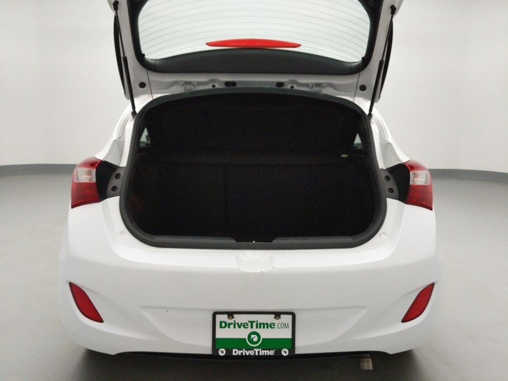 2017 Hyundai Elantra - Trunk