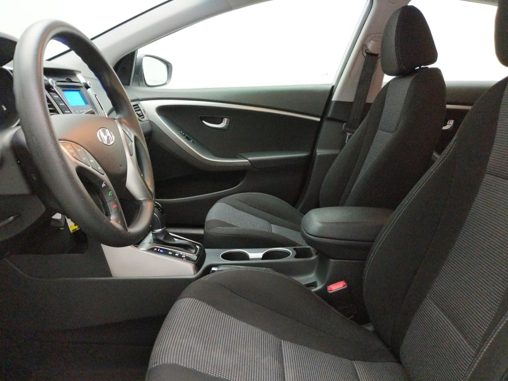 2017 Hyundai Elantra - Driver Front Seat