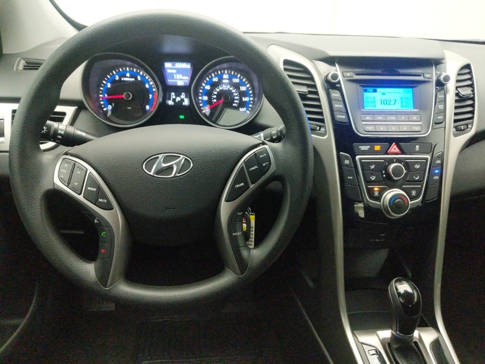 2017 Hyundai Elantra - Driver Dash