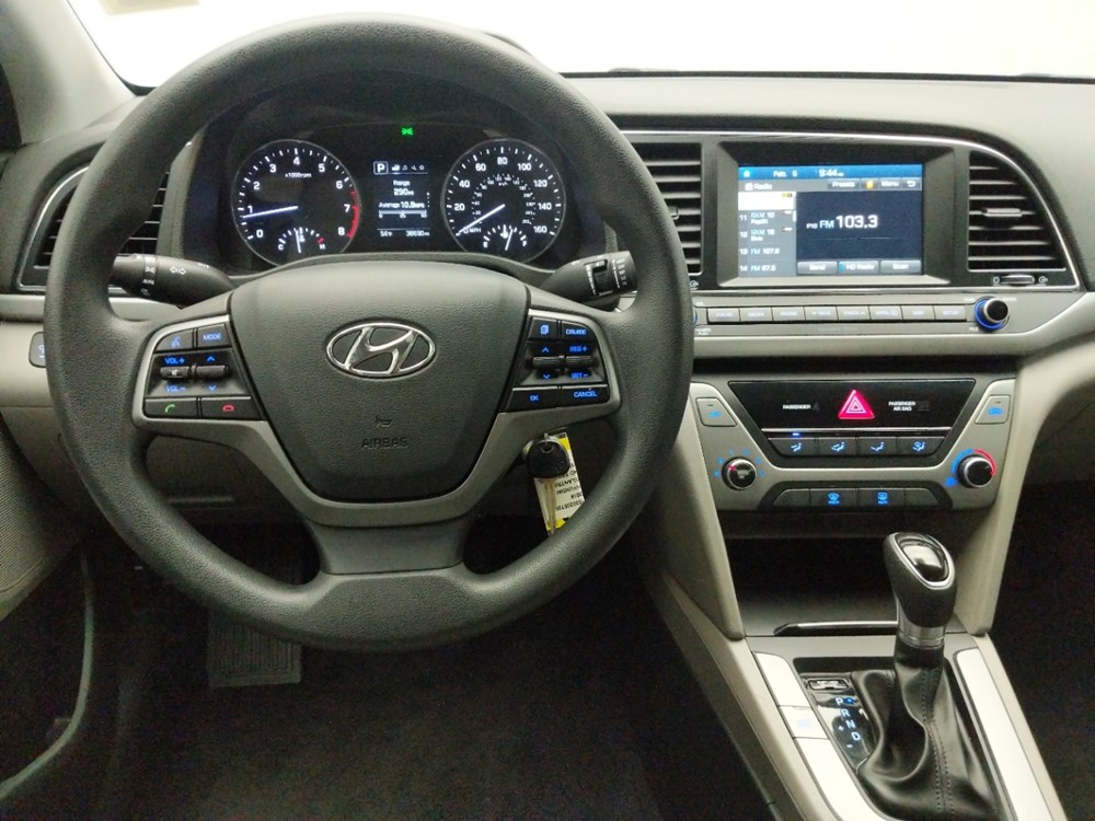 2018 Hyundai Elantra - Driver Dash
