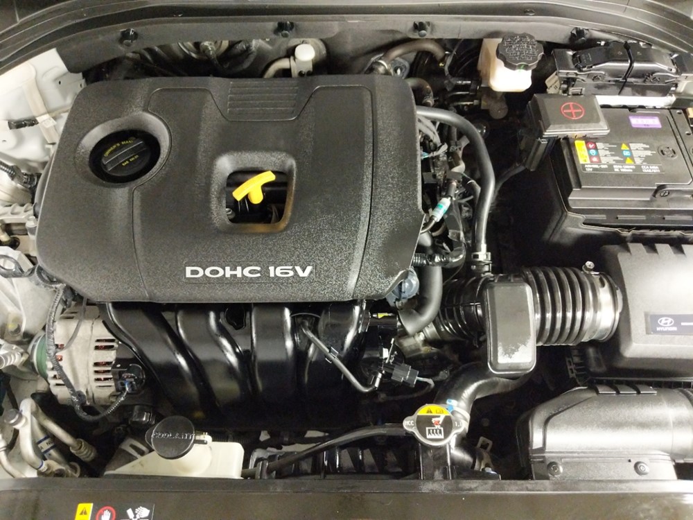 2018 Hyundai Elantra - Engine