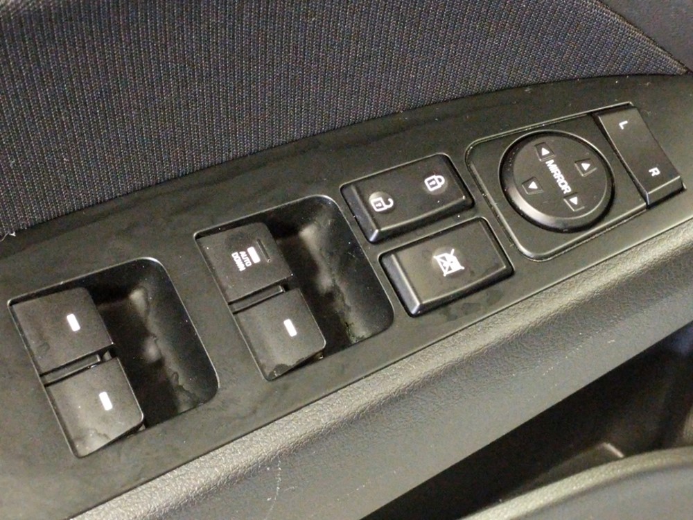 2018 Hyundai Elantra - Driver Power Windows/Lock Control