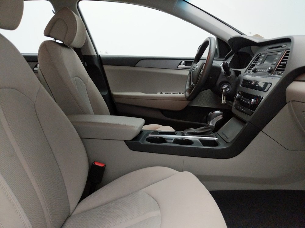 2017 Hyundai Sonata - Passenger Front Seat