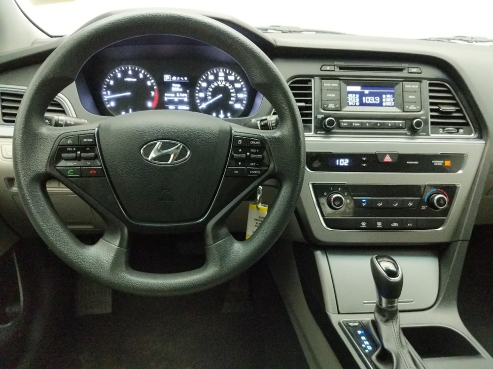 2017 Hyundai Sonata - Driver Dash