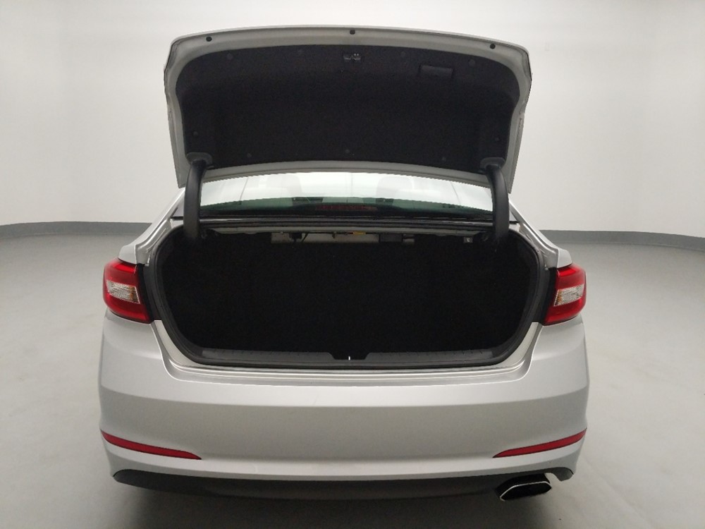 2017 Hyundai Sonata - Trunk