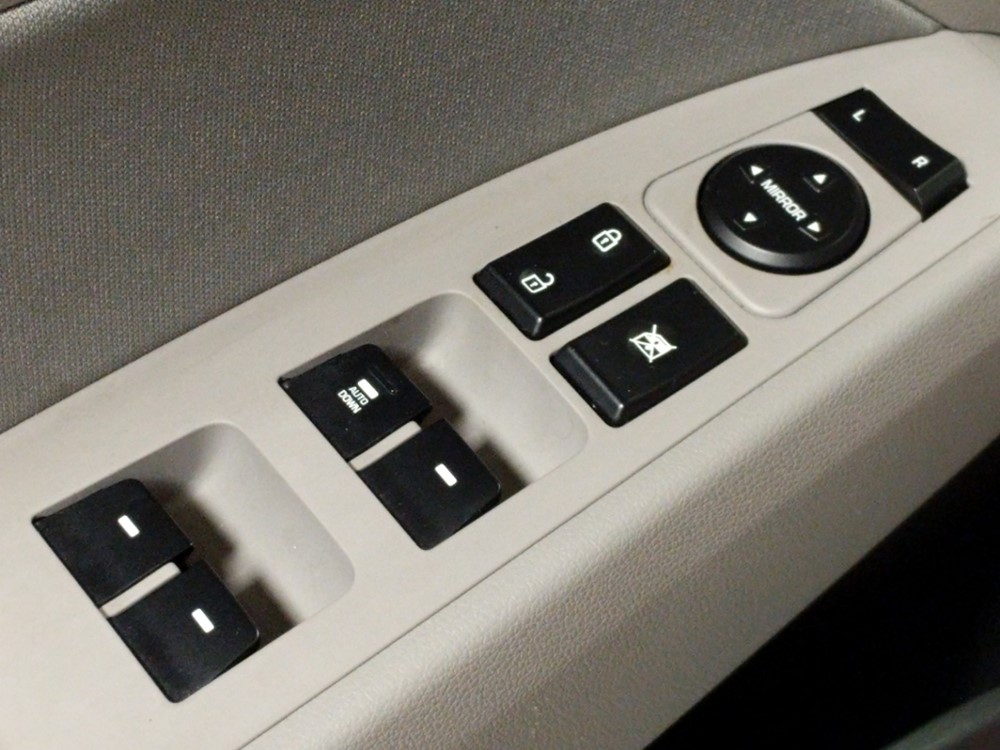 2018 Hyundai Elantra - Driver Power Windows/Lock Control
