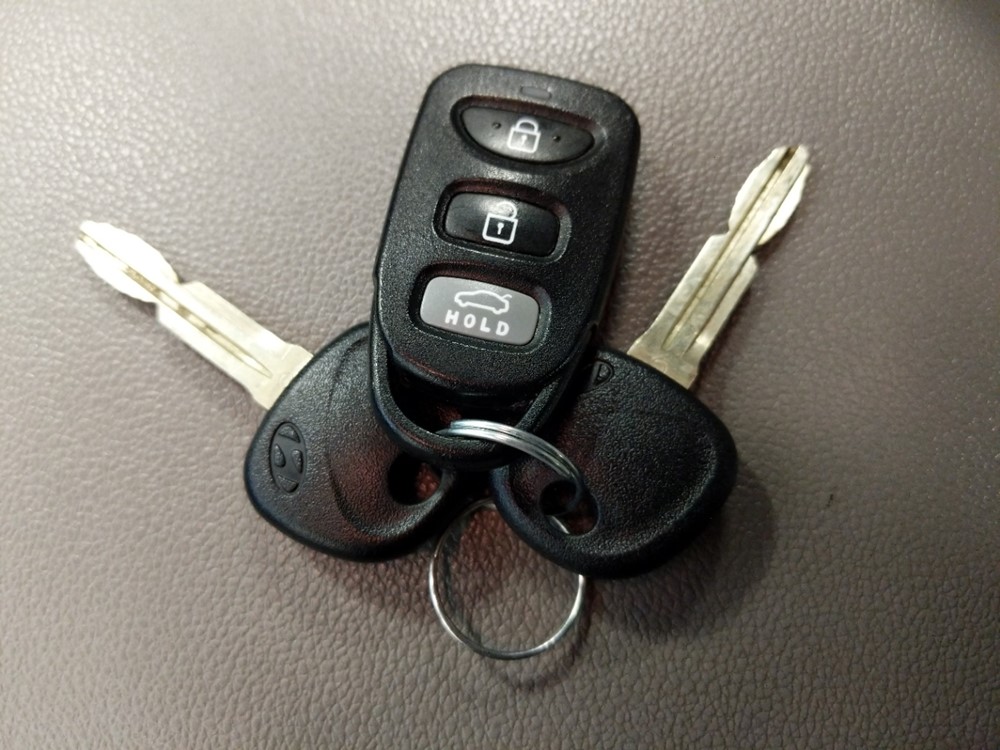 2018 Hyundai Elantra - Keys