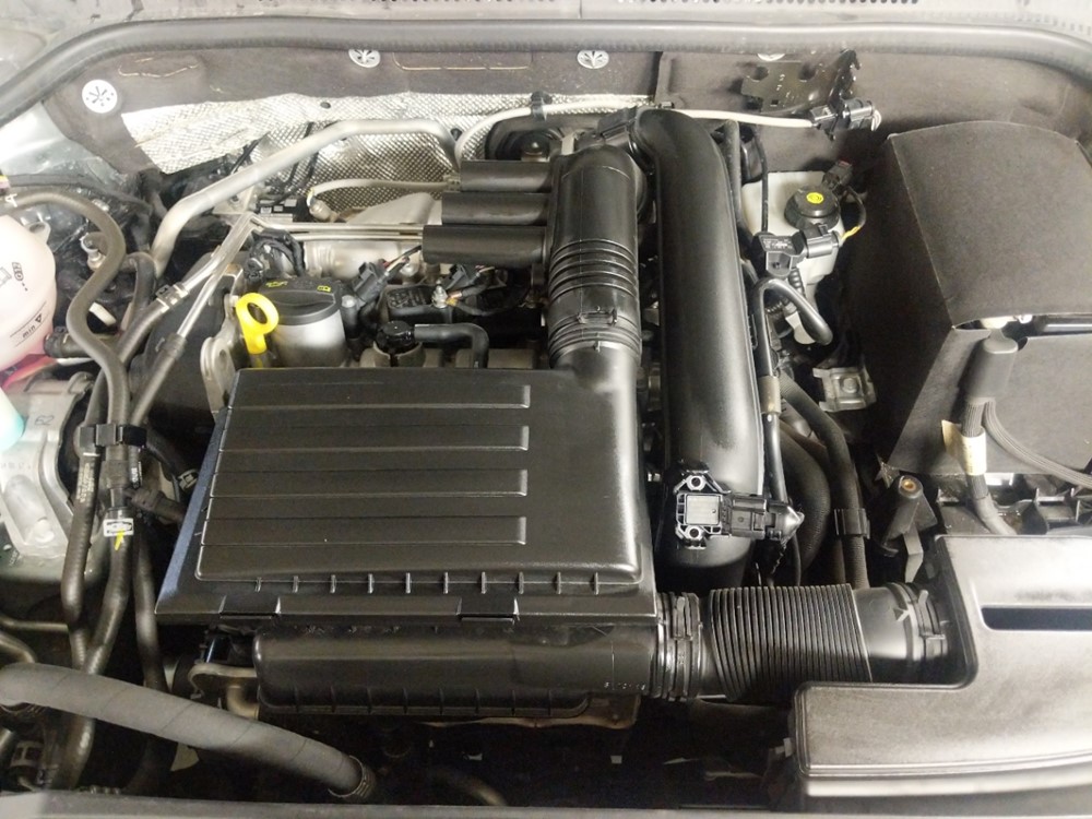 2017 Volkswagen Jetta - Engine