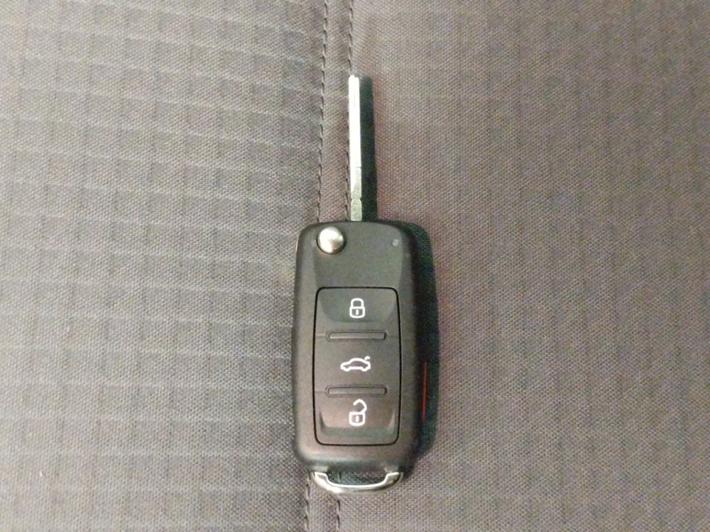 2017 Volkswagen Jetta - Keys