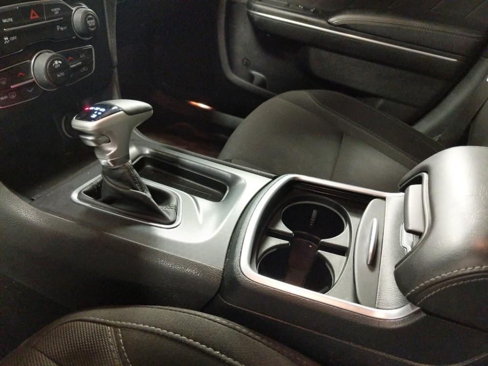 2018 Dodge Charger - Center Console/Cup Holders