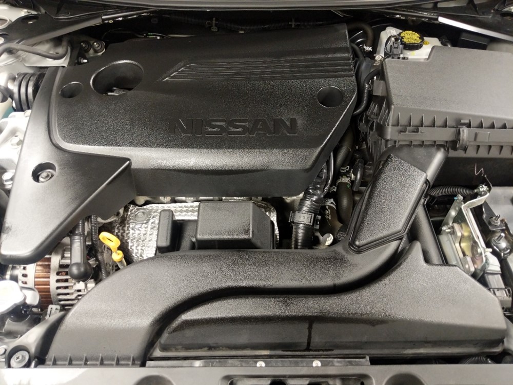 2017 Nissan Altima - Engine