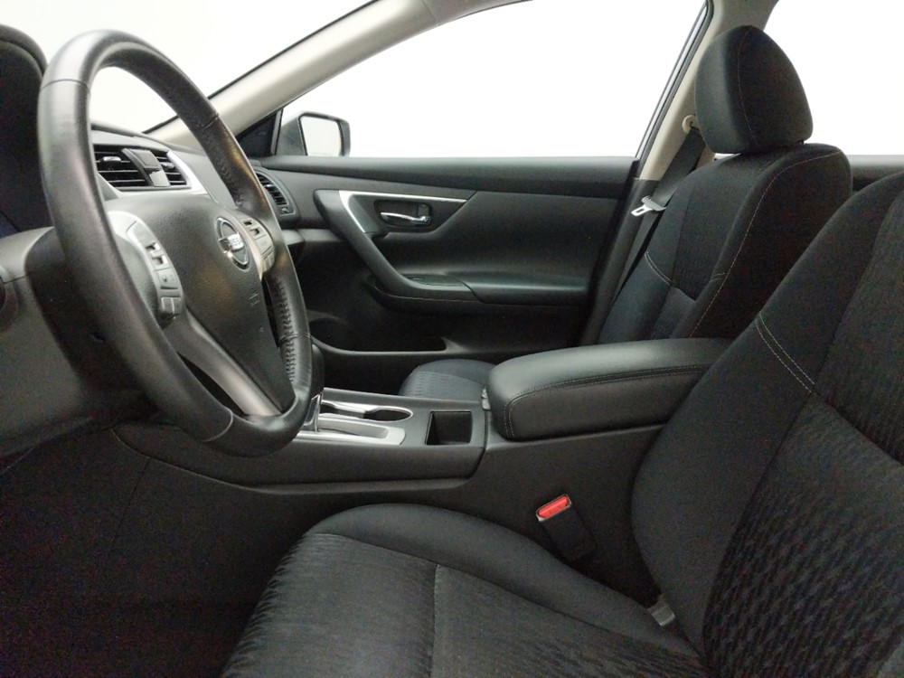 2017 Nissan Altima - Driver Front Seat