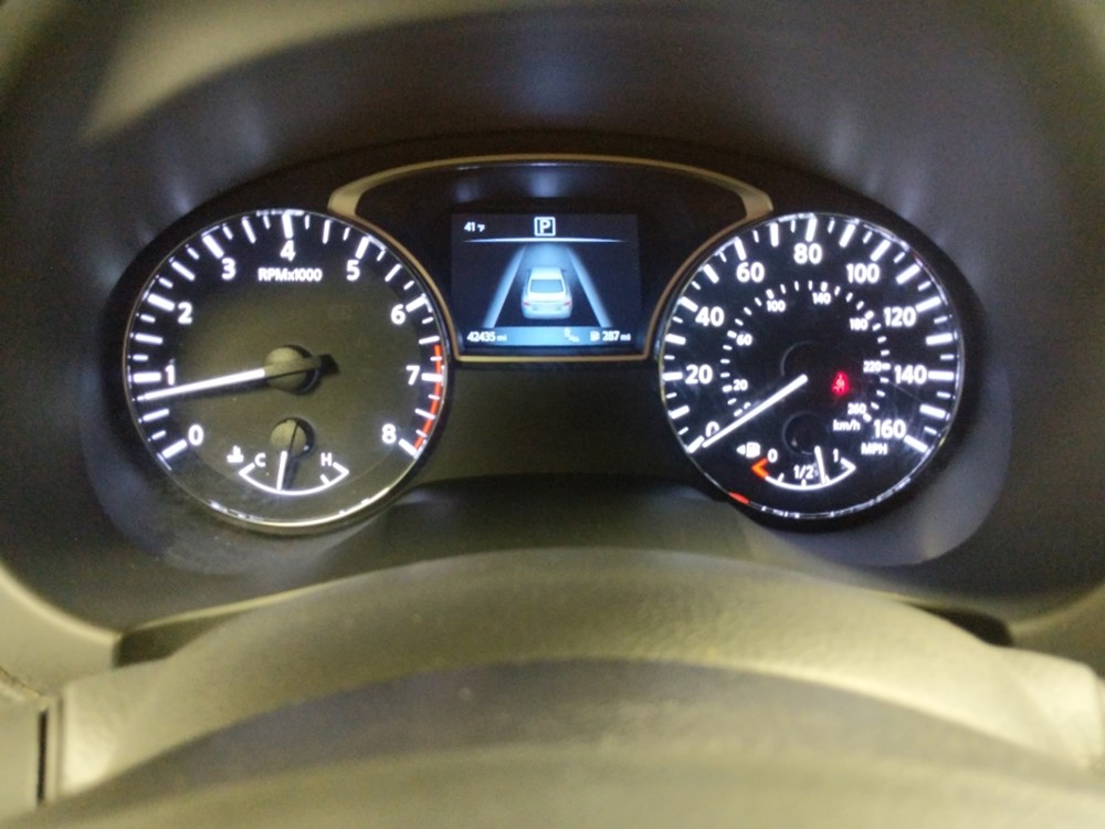 2017 Nissan Altima - Odometer Close Up