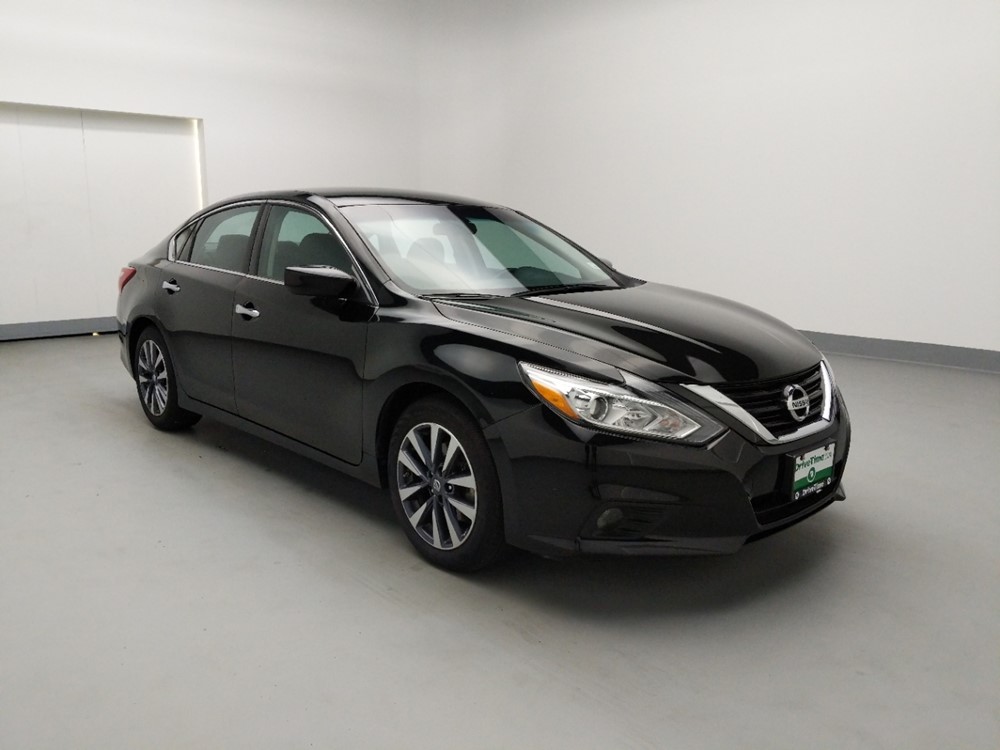 2017 Nissan Altima - Passenger Front Bumper