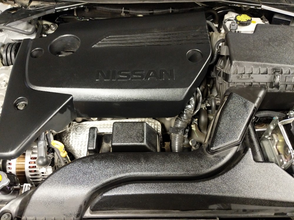2017 Nissan Altima - Engine