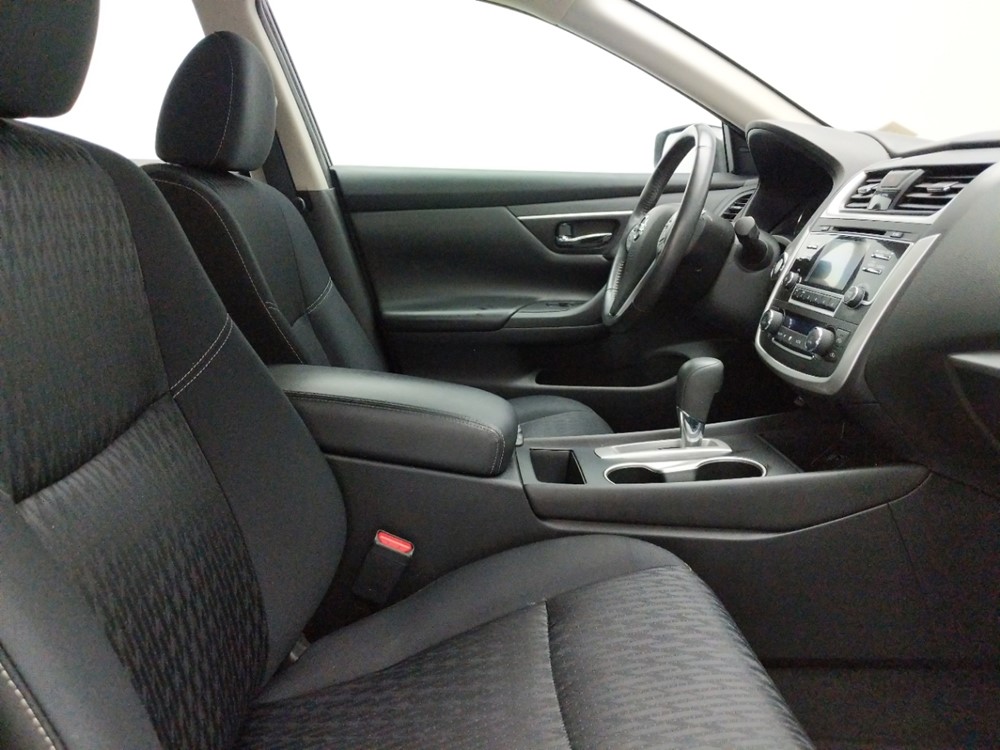2017 Nissan Altima - Passenger Front Seat