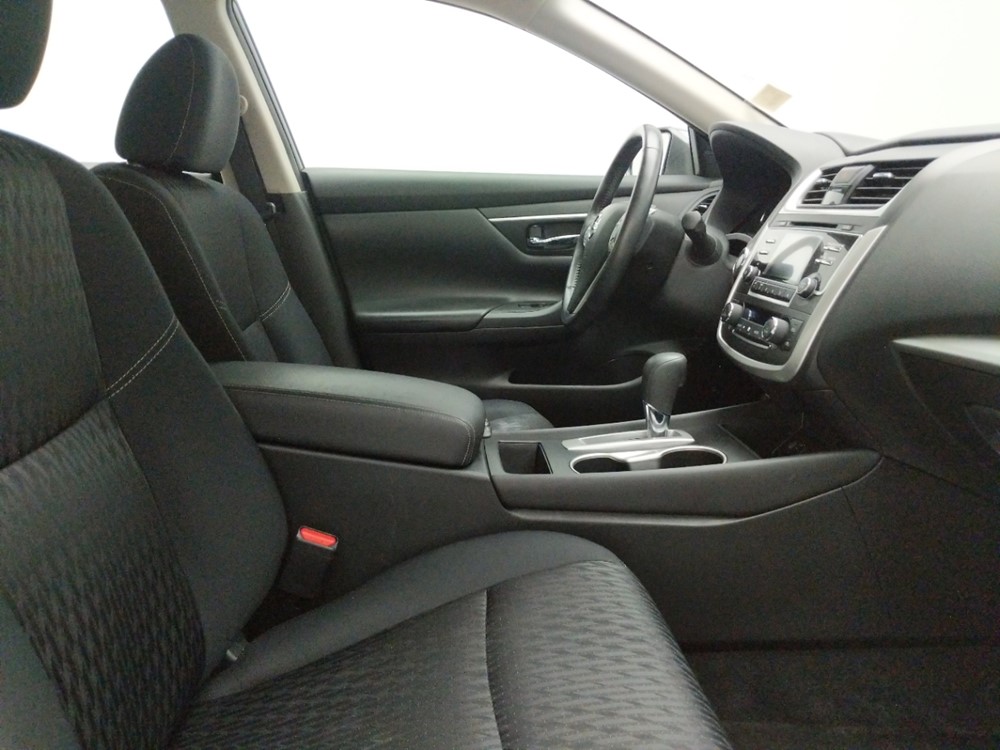 2017 Nissan Altima - Passenger Front Seat