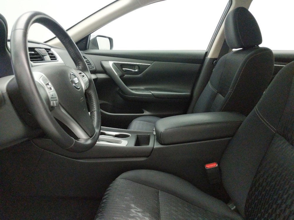 2017 Nissan Altima - Driver Front Seat