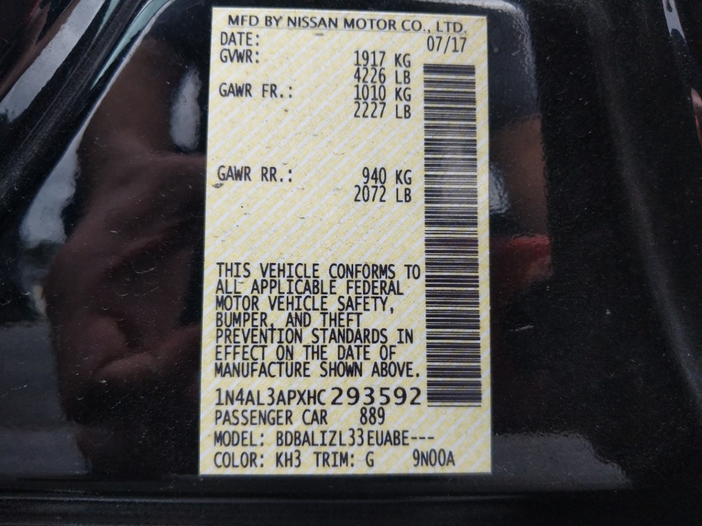 2017 Nissan Altima - VIN Plate