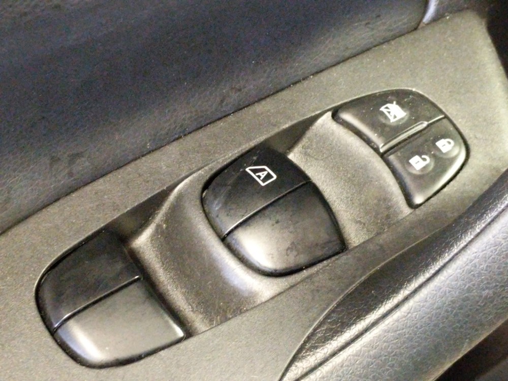 2017 Nissan Altima - Driver Power Windows/Lock Control