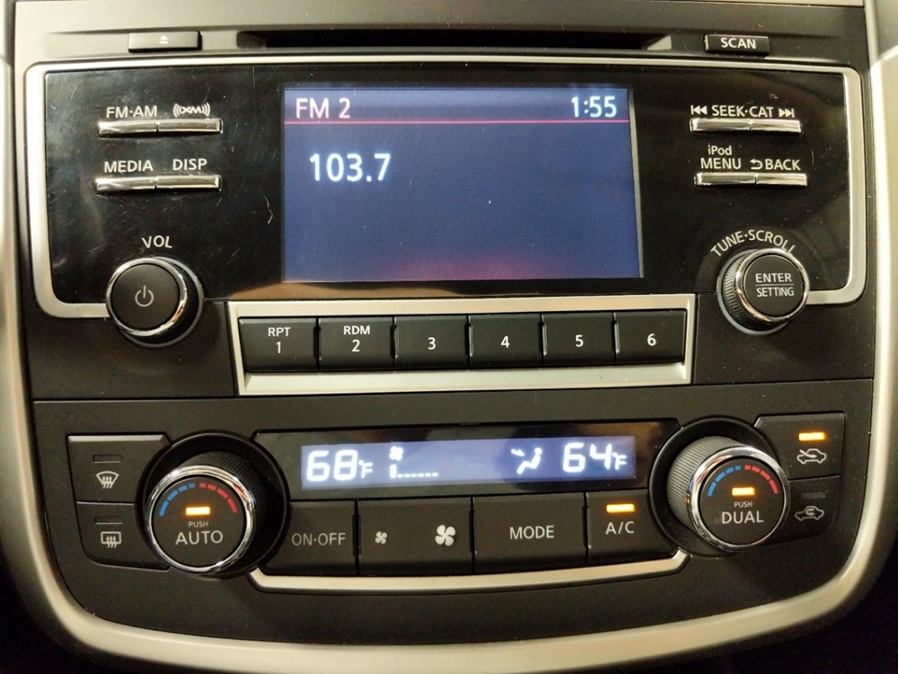2017 Nissan Altima - Stereo Package