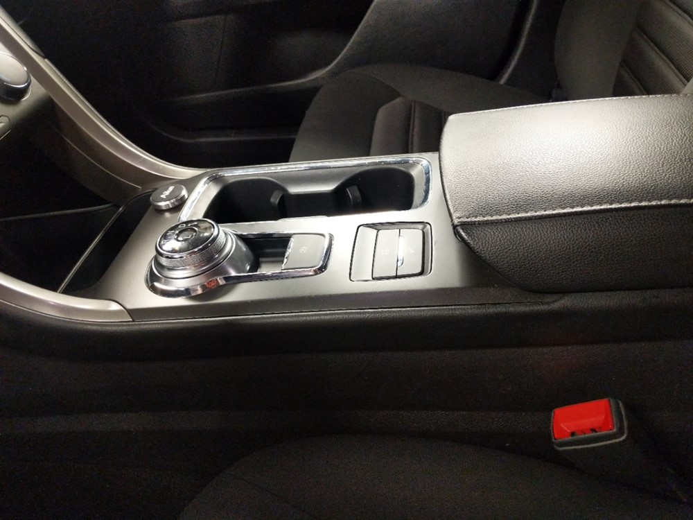 2017 Ford Fusion - Center Console/Cup Holders
