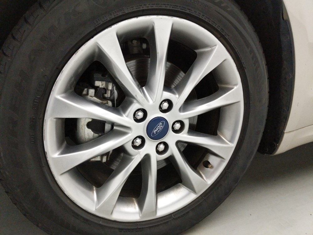 2017 Ford Fusion - Wheel