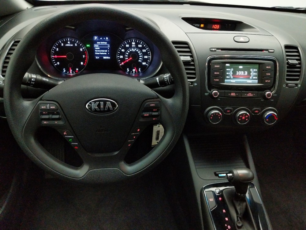 2017 Kia Forte - Driver Dash