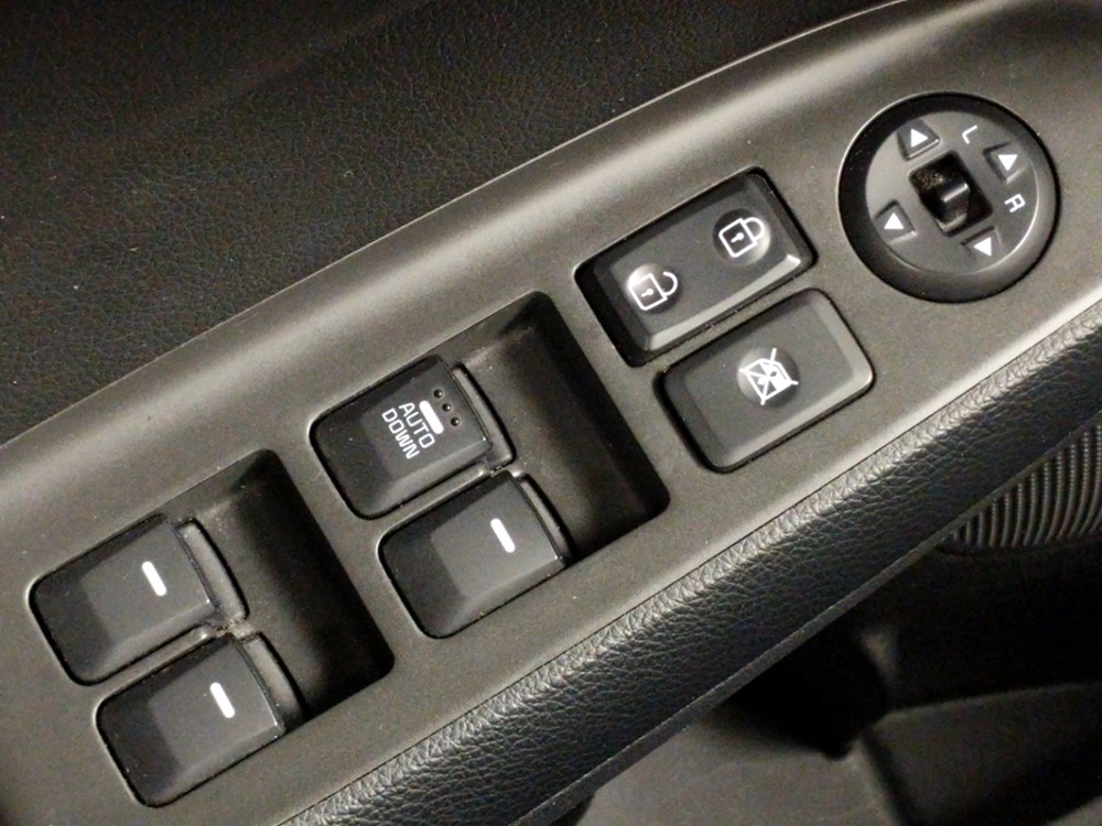 2017 Kia Forte - Driver Power Windows/Lock Control