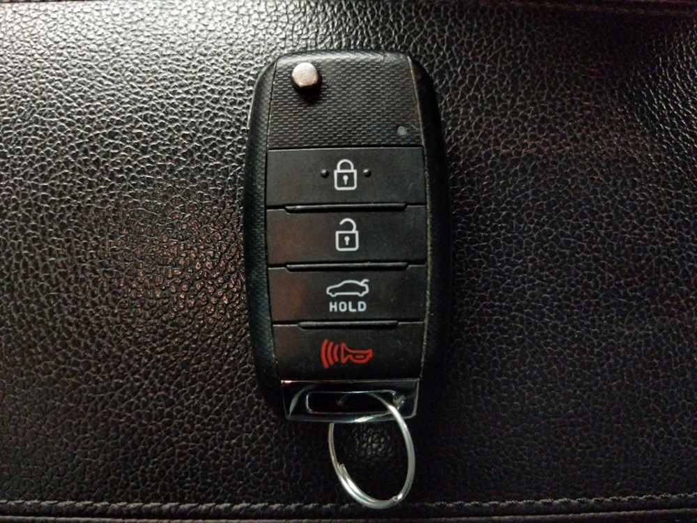 2017 Kia Forte - Keys